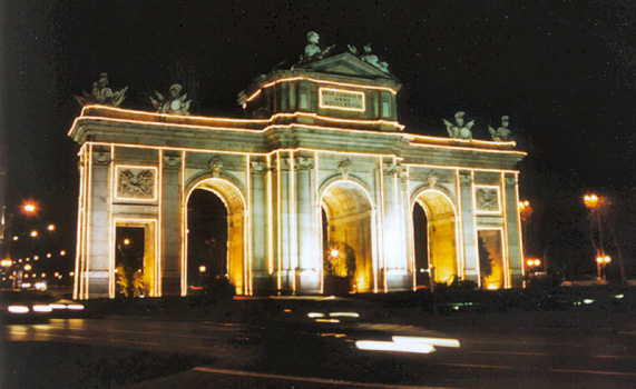 Puerta De Alcala