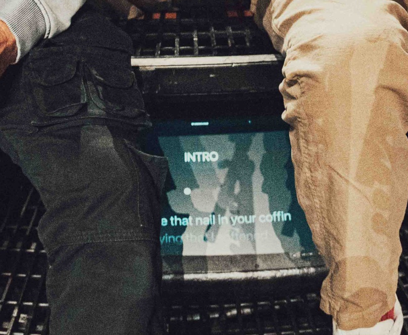 [​IMG]